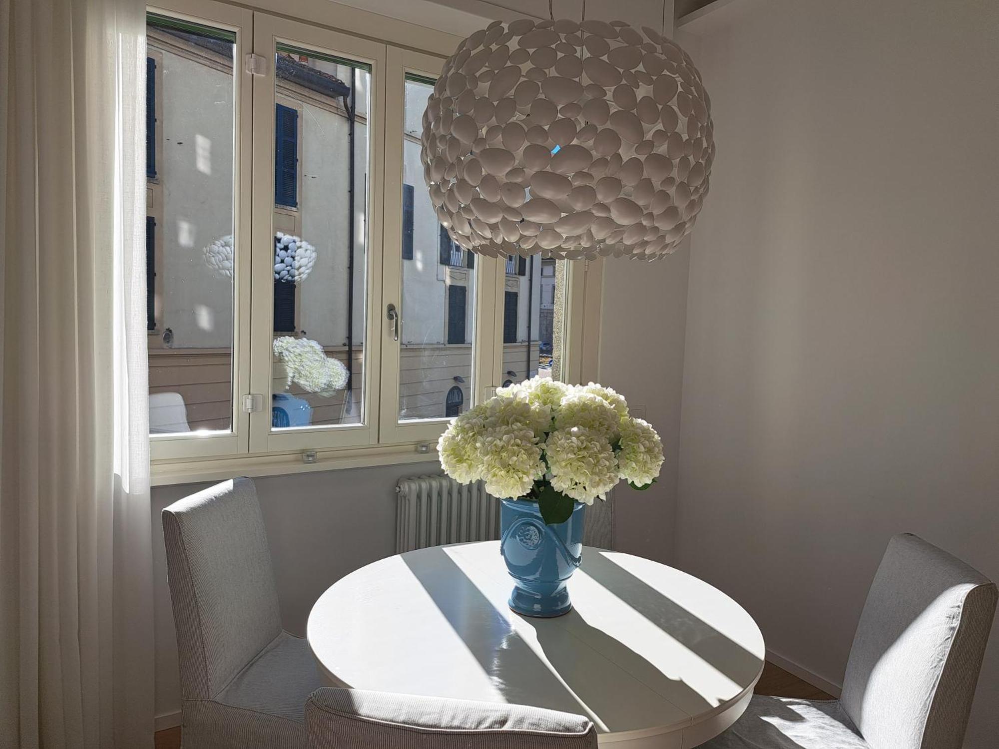 The Window On The Theatre And The Cathedral - Luxury Apartment Комо Екстериор снимка