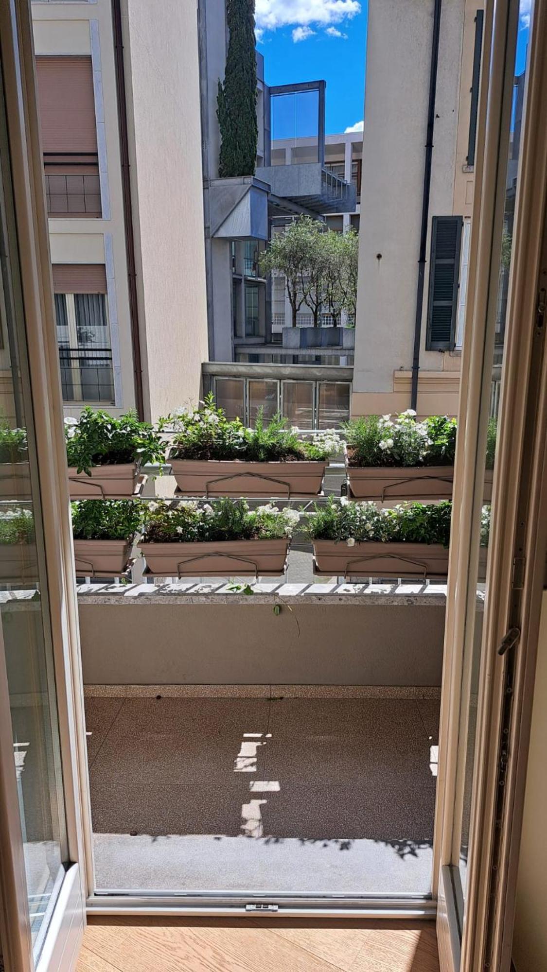The Window On The Theatre And The Cathedral - Luxury Apartment Комо Екстериор снимка